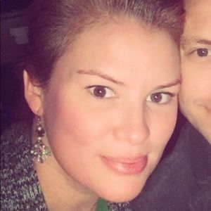 Meet your Posher, Gina